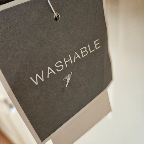 DORBY WOMAN SUIT.  Size 16W. NWT. Color: Olive - Picture 4 of 10